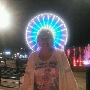 Meet your Posher, Vaneta